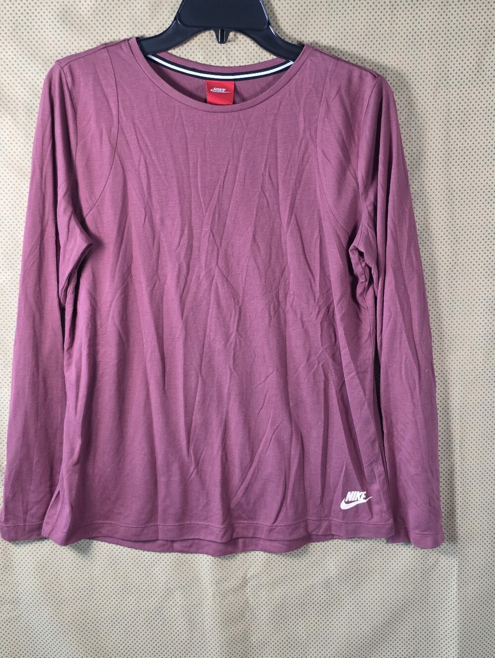 Nike Women’s Medium Mauve Pink Long Sleeve Swoosh Crew Neck Athletic Shirt